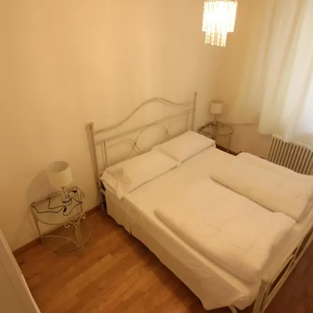 Apartamento Charmante Front